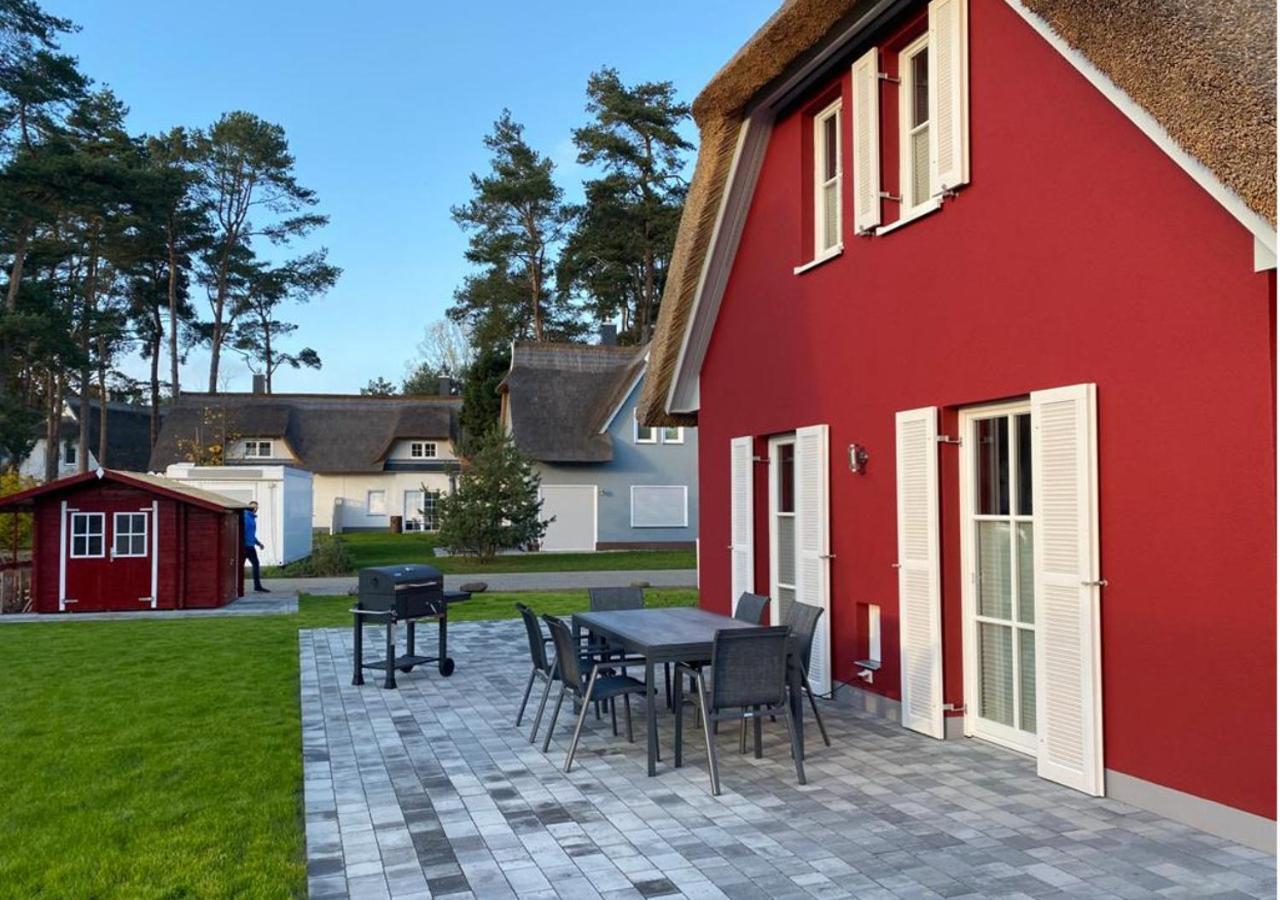 Modernes Reetdach-Ostseeferienhaus Bella Mare, Insel Usedom Mit Sauna, Kamin & Sonnenterrasse Zirchow Exterior photo